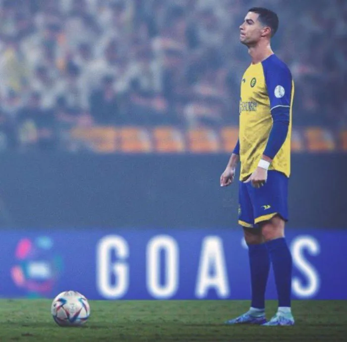 Ronaldo và những hình ảnh đầu tiên trong màu áo mới Al-Nassr