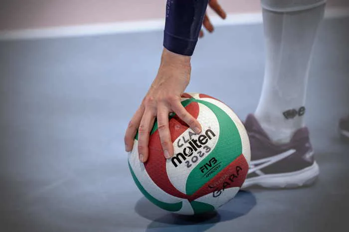 hình ảnh : Bóng chuyền, volleyball match, Cầu thủ bóng chuyền, volleyball  court, mạng lưới, lưới bóng chuyền, volleyball ball, Bóng thể thao, Jersey,  Đồ thể thao, quần short, Giày chơi quần