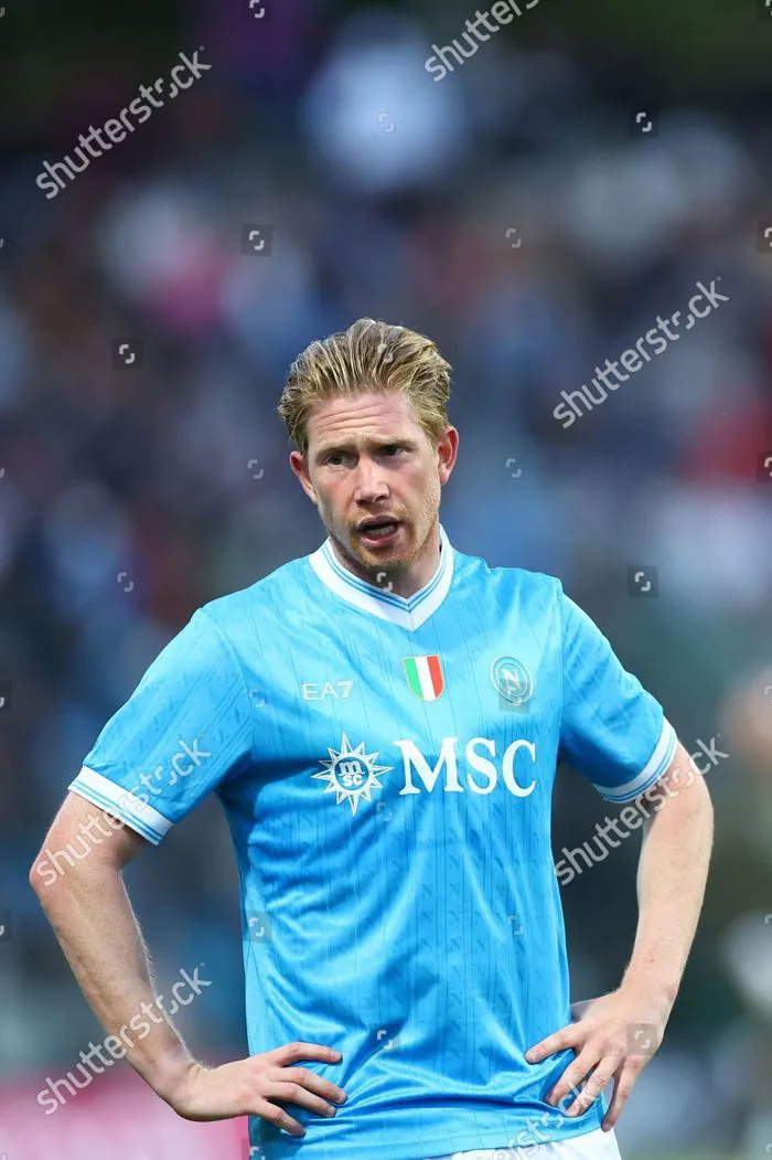 Napolis Kevin De Bruyne Looks On – Ảnh báo chí có sẵn – Ảnh có sẵn |  Shutterstock Editorial