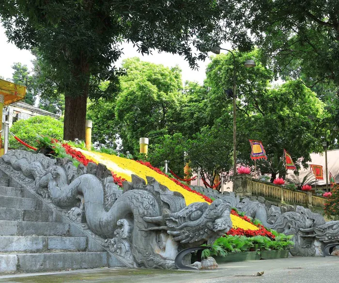 Khám Phá Điện Kính Thiên - Di Sản Lịch Sử Hoàng Thành Thăng Long Hà Nội