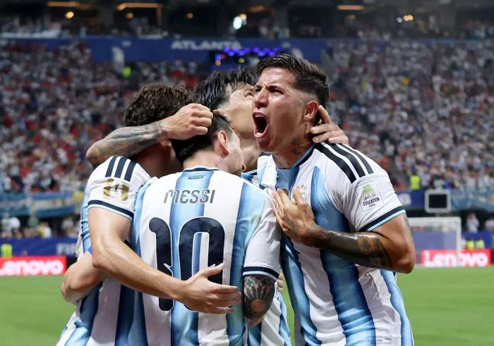 Báo Argentina: 'Phép màu Messi giúp chúng ta thắng ngoạn mục Ai Cập, thách thức cả logic'