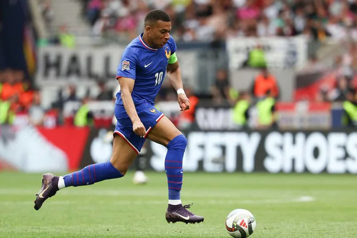 Đội tuyển Pháp tại Nations League là hình ảnh của đôi đũa lệch