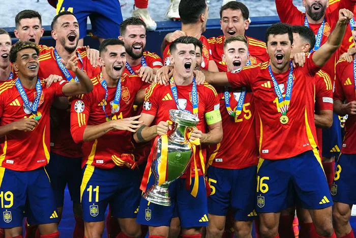 Đội tuyển Tây Ban Nha vô địch Euro 2024: Thăng hoa trên những đôi cánh