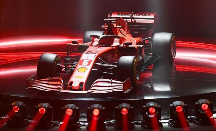 Đua xe F1 2020: Ferrari trình làng mẫu xe mới, sẵn sàng đua vô địch