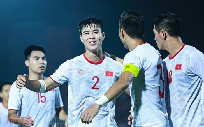 Hình ảnh cầu thủ Duy Mạnh đẹp trai, cute, tài năng