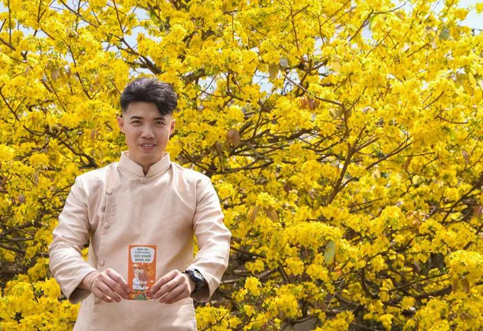 Đi 'săn' những hoa mai 150 cánh vàng nở rực tuyệt đẹp Đi 'săn' những hoa mai 150 cánh vàng nở rực tuyệt đẹp