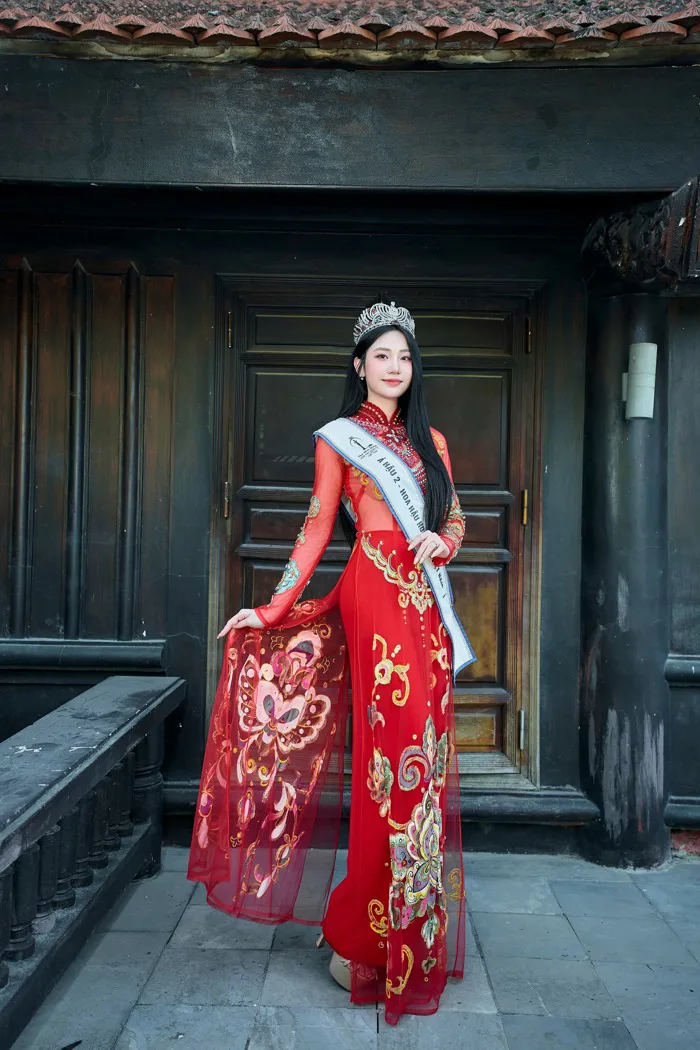 Hoa Khôi: Trần Châu Mỹ Mỹ: Á hậu 2 Hoa hậu Hoàn cầu Việt Nam - Vẻ đẹp  truyền thống và bản sắc văn hóa Việt