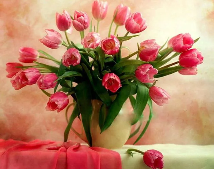 Hình nền hoa Tulip vẽ tay đẹp mê ly