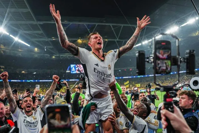 HLV Ancelotti muốn Toni Kroos thay đổi quyết định giải nghệ | Báo Dân trí HLV Ancelotti muốn Toni Kroos thay đổi quyết định giải nghệ | Báo Dân trí