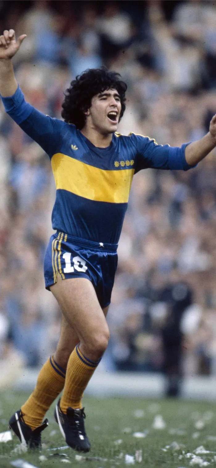 Diego Maradona Wallpapers (35 images) - WallpaperCat