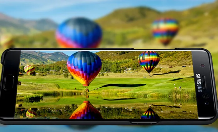 Màn Hình AMOLED Là Gì? Ưu Điểm Vượt Trội & Thiết Bị Sử Dụng Phổ Biến –  Fasttech