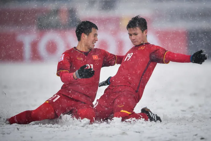 AFC gọi Quang Hải là cầu thủ phi thường