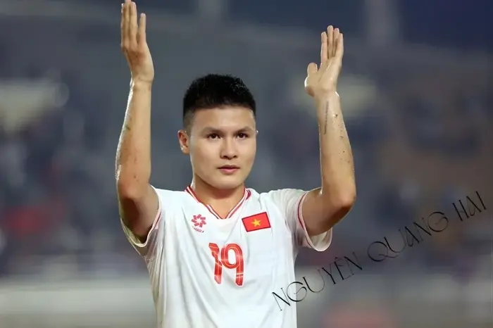 Ảnh Nguyễn Quang Hải sắc nét đẹp cuốn hút người hâm mộ