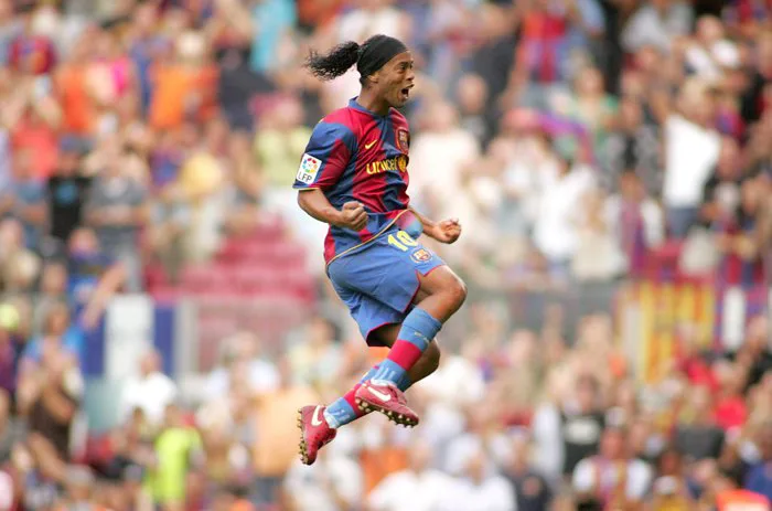Download Brazilian Soccer Ronaldinho Sports HD Wallpaper | 1920x1269 | Wallpaper Abyss