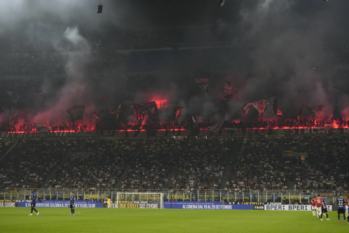 Chung kết Champions League 2027 phải đổi địa điểm: Sân San Siro bị loại  khỏi cuộc chơi