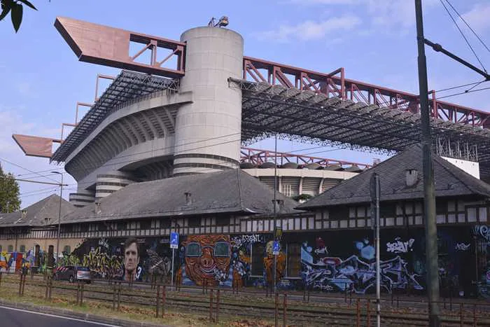 Kinh nghiệm tham quan sân San Siro – Sân nhà AC Milan và Inter Milan -  Chibikiu