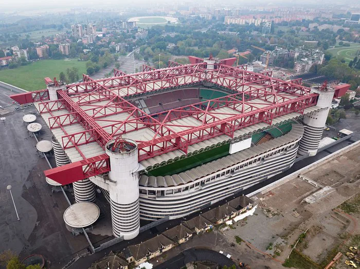 Sân vận động San Siro -Sân nhà của 2 CLB AC Milan và Inter Milan