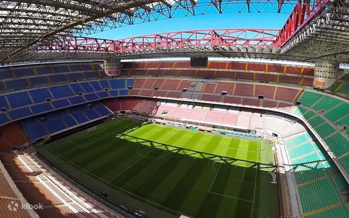 Vé Miễn Xếp Hàng Vào Sân Vận Động San Siro tại Milan - Klook