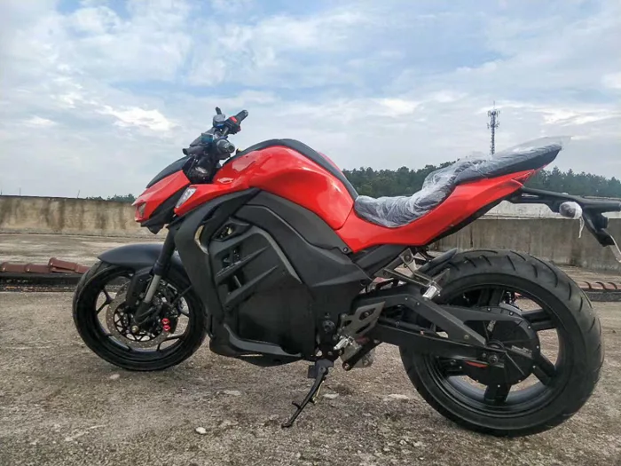 Kawasaki Z1000 chạy điện của các 'Pháp sư Trung Hoa'