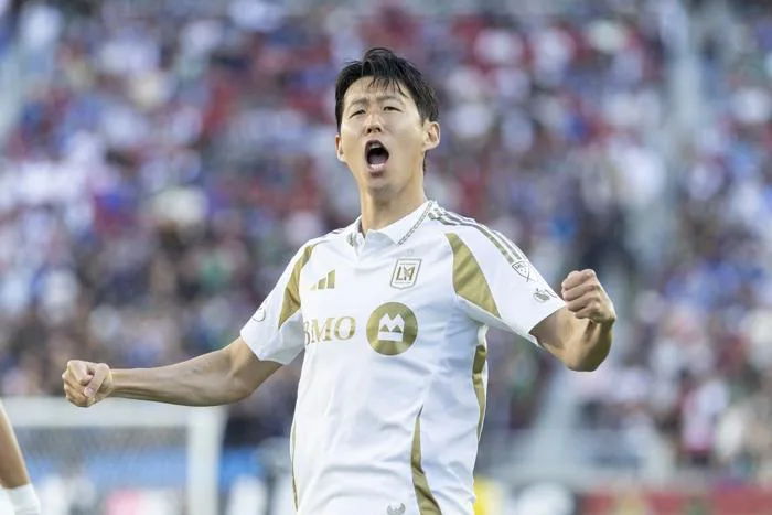 Son Heung Min rực sáng, tạo nên cơn sốt đỉnh điểm | Báo Dân trí