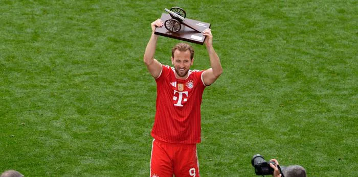 Kane lập hat-trick Vua phá lưới Bundesliga - Báo VnExpress Thể thao