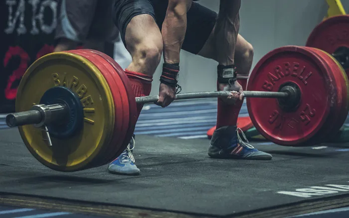 Thể hình đẹp hơn với các bài cử tạ trong Olympic - ELLE Man