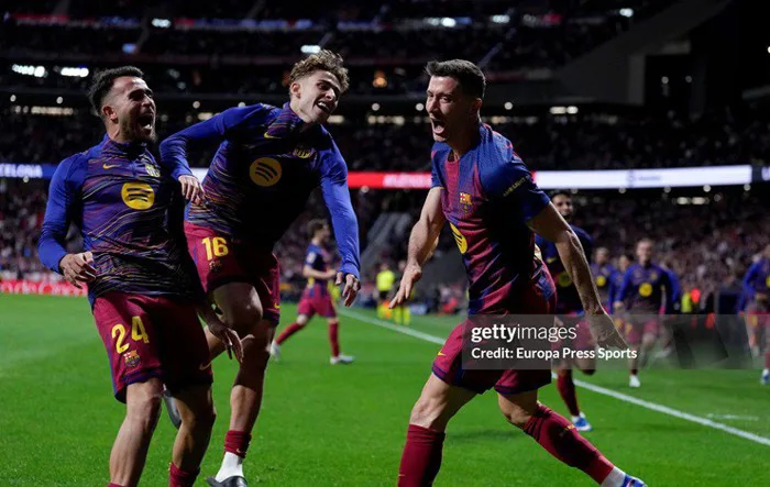 Nóng bảng xếp hạng La Liga: Barcelona bỏ xa Real Madrid, tiến gần chức vô  địch