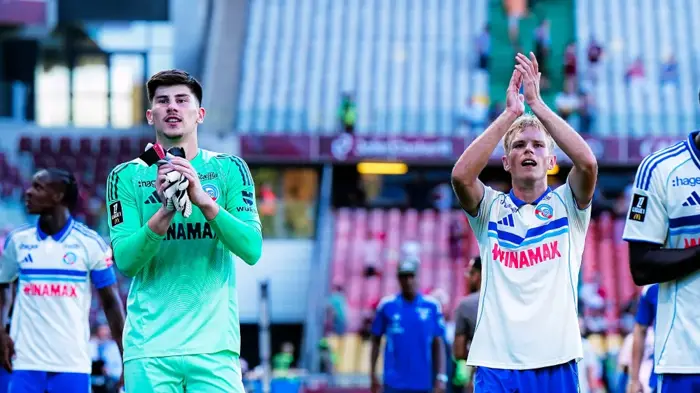 BlueCo và Strasbourg: Thí nghiệm trẻ hóa triệt để tại Ligue 1 | CHUYÊN  TRANG THỂ THAO