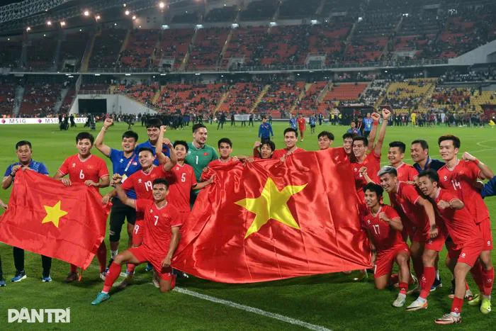 Hình ảnh tuyển Việt Nam vô địch AFF Cup 2024 đầy thuyết phục trước Thái Lan | Báo Dân trí