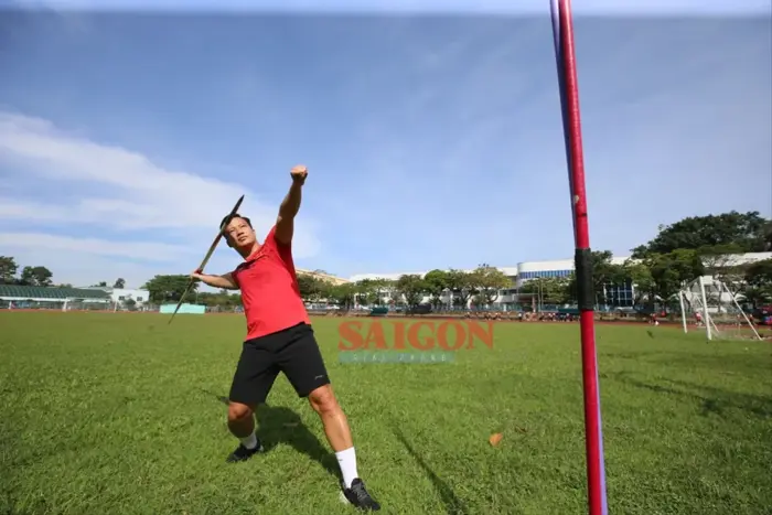 Tuyển thủ ném lao Nguyễn Hoài Văn bất ngờ chia tay SEA Games 33 vì chấn  thương | CHUYÊN TRANG THỂ THAO