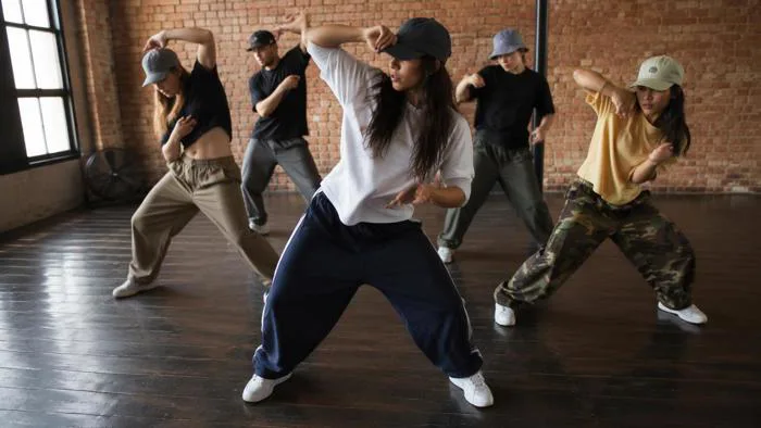AI Hip Hop Dance Generator: Tạo bản nháp video AI | Dreamina