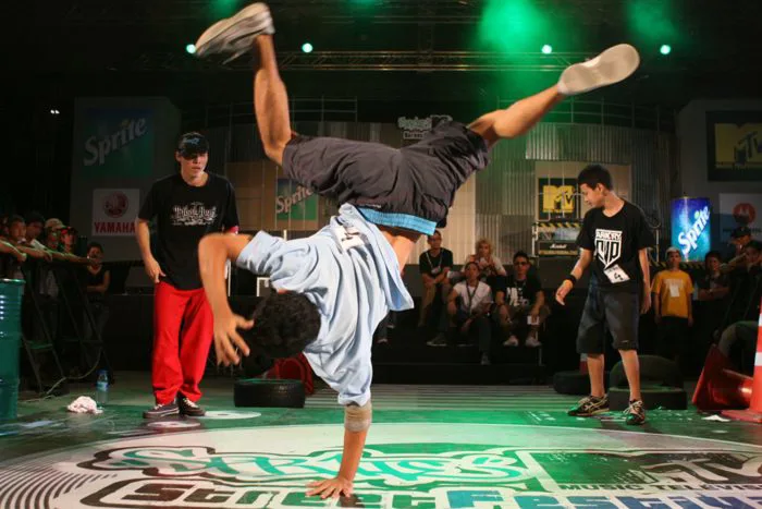Học nhảy Hiphop dance cá tính - Le Cirque