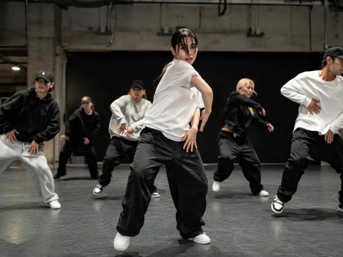 AI Hip Hop Dance Generator: Tạo bản nháp video AI | Dreamina