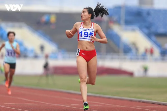 Nữ hoàng nhảy xa” Thu Thảo tái xuất ấn tượng sau 2 năm vắng bóng