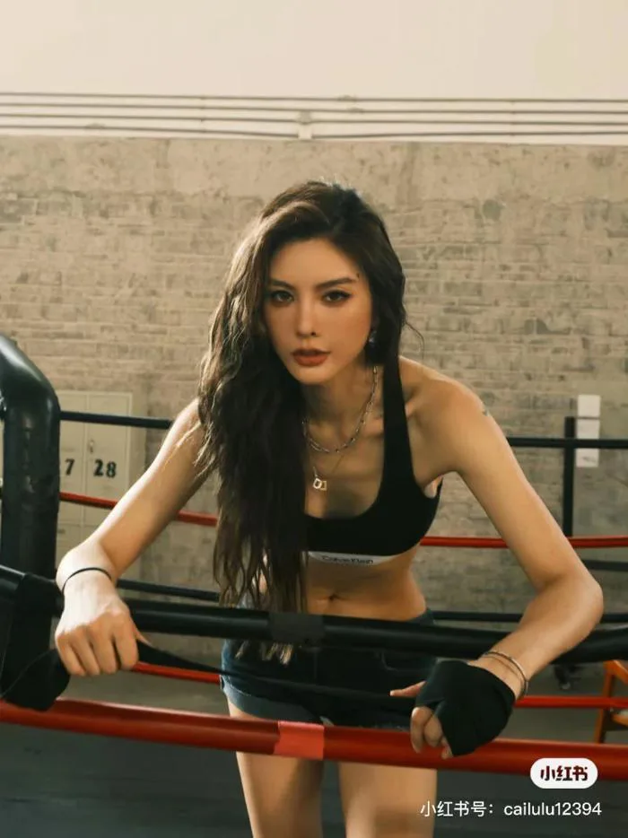 50+ cách tạo dáng chụp ảnh gym nữ giúp bạn khoe khéo body vạn người mê