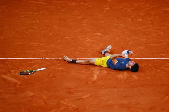 Carlos Alcaraz: Mãnh hổ mới ở Roland Garros | Báo Dân trí