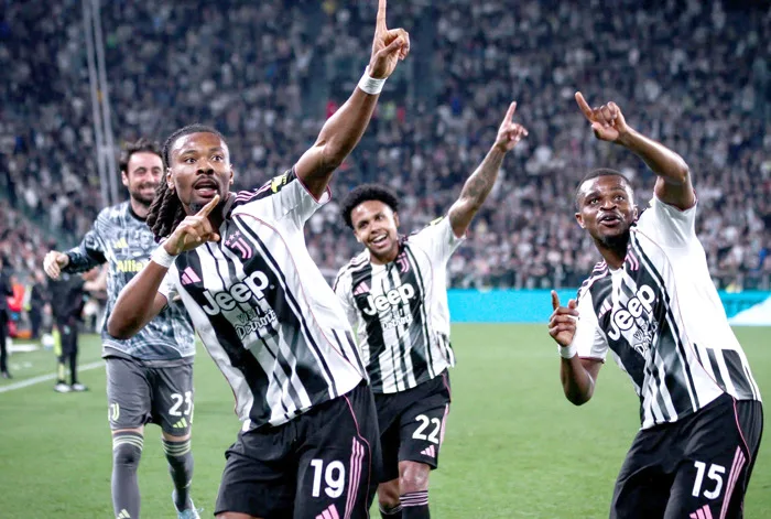 Cuộc đua Top 4 Serie A: Cuối cùng, đâu lại vào đó!