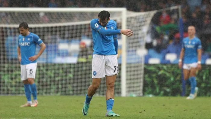 Napoli đang mất dần hình ảnh nhà vô địch Serie A | baotintuc.vn
