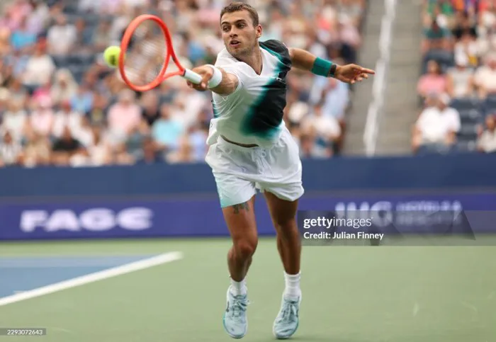 Hấp dẫn tennis US Open: Monfils nhận quà đặc biệt đón tuổi 40, 