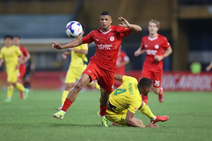 Trật tự V-League 2025/26 dần định hình