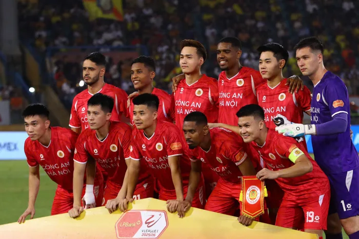 CAHN thách thức nhiều kỷ lục của Hà Nội FC ở V-League - Báo VnExpress Thể  thao