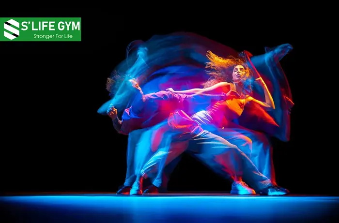 Những Lợi Ích “Vàng” Của Zumba Tốt Cho Sức Khỏe Người Tập - Hệ Thống Phòng  Tập S'LIFE GYM