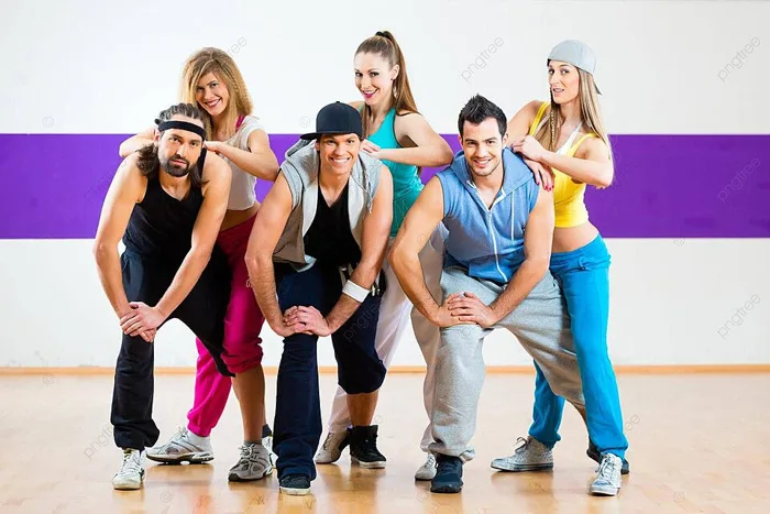 Vũ Công Tại Buổi Tập Thể Dục Zumba Trong Phòng Tập Nhảy Và Hình ảnh Để Tải  Về Miễn Phí - Pngtree