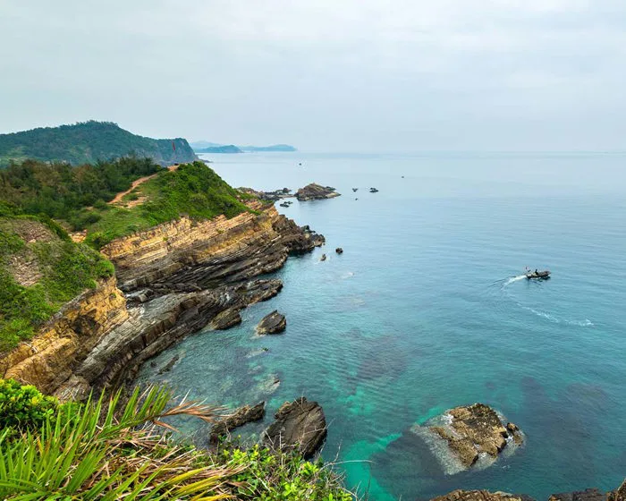 Khám phá đảo Cô Tô, điểm đến biển xanh đầy cuốn hút