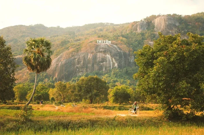 Núi Cô Tô An Giang nơi mở ra cánh cổng thiên đường tuyệt mỹ