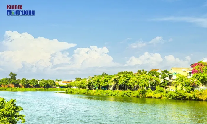 Ngắm nhìn những dòng sông xanh dịu mát trên mảnh đất cố đô Huế