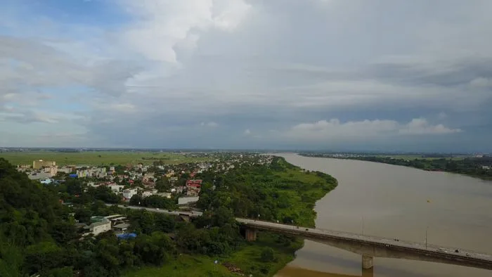 Sáng Chói, Thiên Nhiên