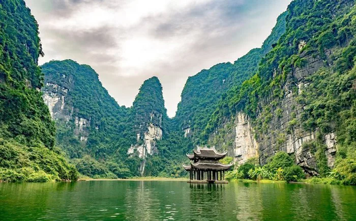 Ninh Bình an yên qua góc quay Flycam