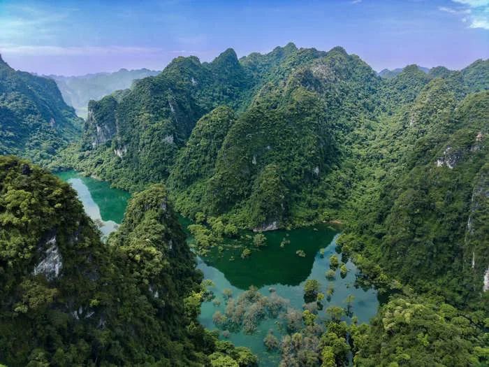 Phát hiện thung lũng hoang sơ cách Hà Nội hơn 100km, du khách ví như 