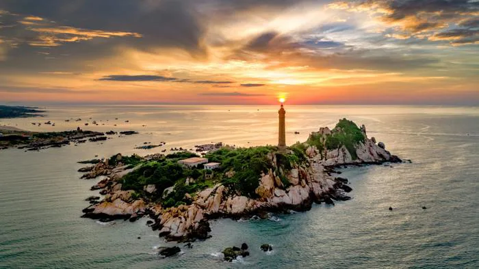 Kinh nghiệm du lịch MŨI NÉ 2026: di chuyển, ăn chơi, lưu trú... mới nhất